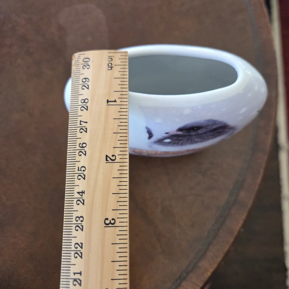 Ecklunds Ltd porcelain vase